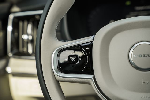 New 2026 Volvo XC90 T8 Ultra w/ Protection Package Premier image 29