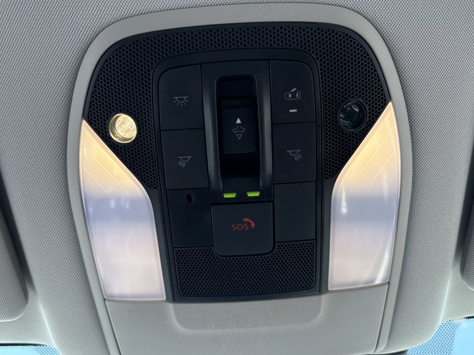 Used 2023 INFINITI QX50 Sensory FWD image 7