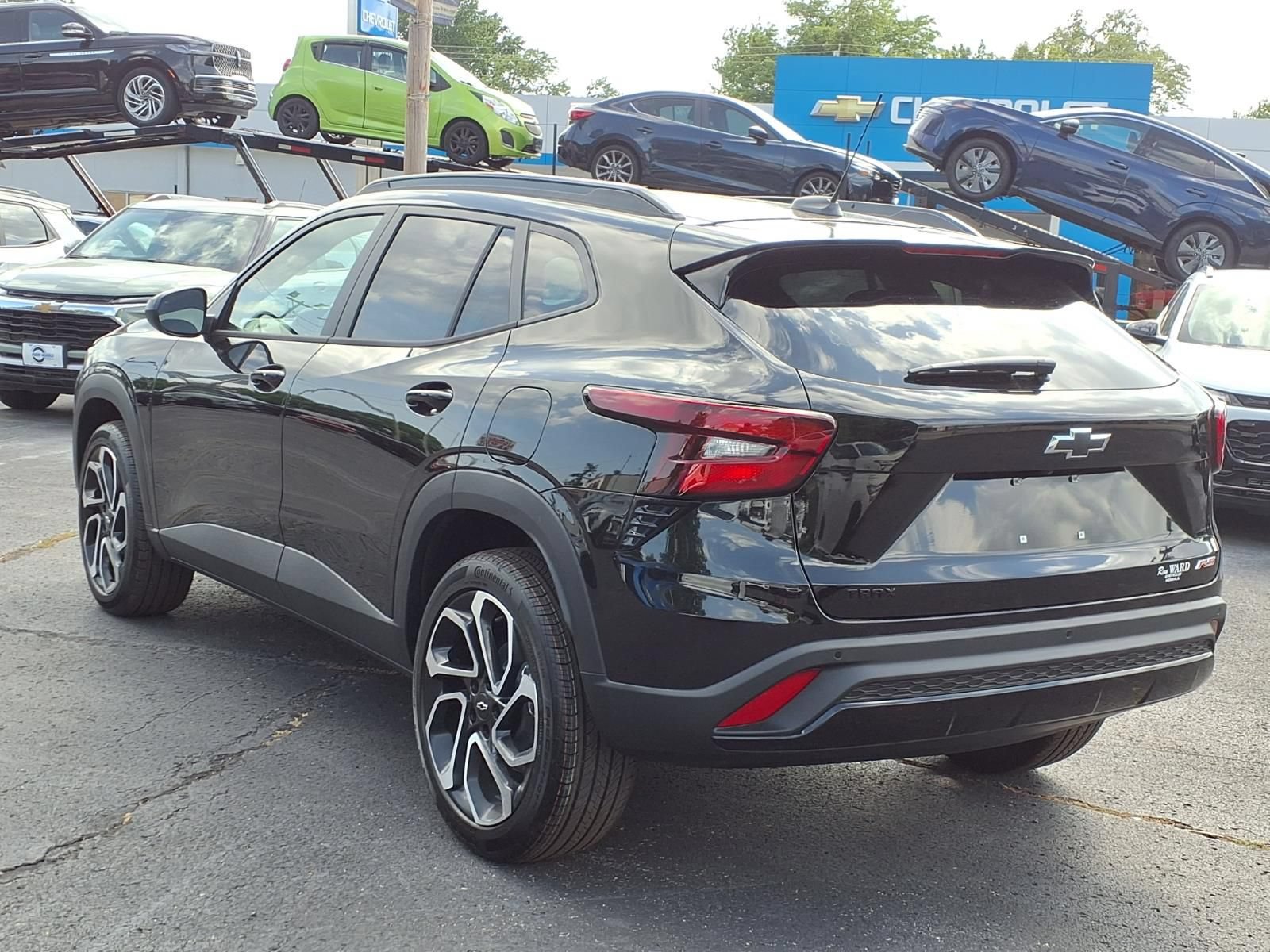 New 2026 Chevrolet Trax RS w/ Driver Confidence Package FWD image 4
