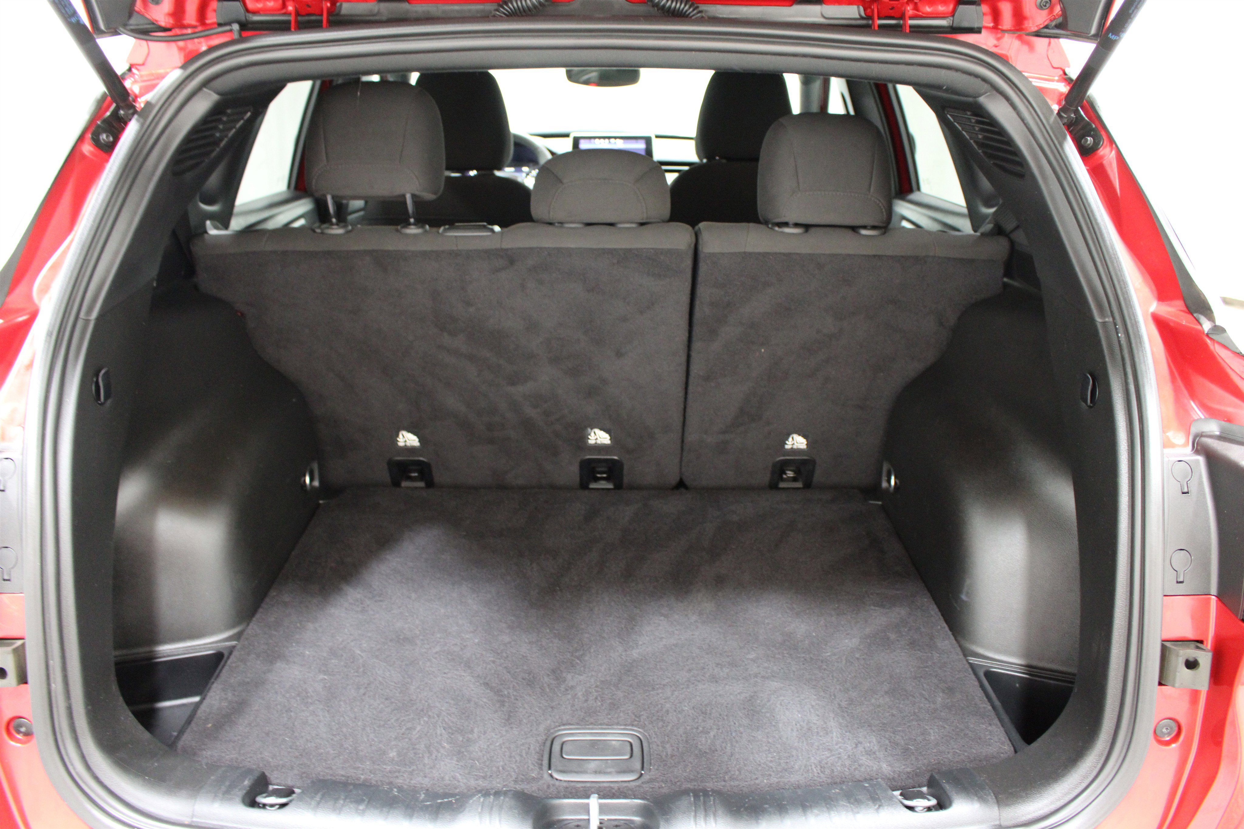 Used 2024 Jeep Compass Sport image 21