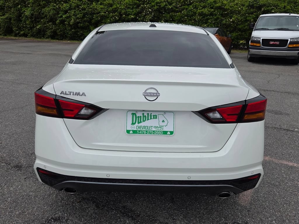 New 2026 Nissan Altima 2.5 SV FWD image 9