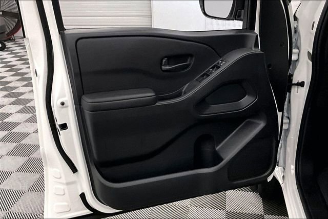 New 2026 Nissan Frontier S w/ Tow Package image 28