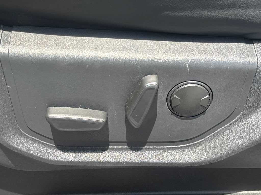 Used 2024 Ford Expedition Max XLT RWD image 11