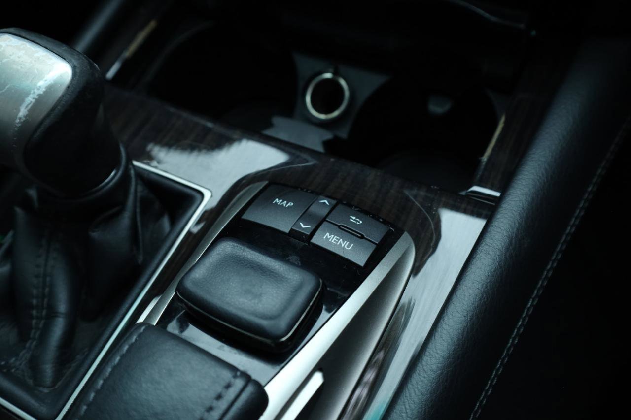 Used 2017 Lexus LS 460 w/ Comfort Package image 11