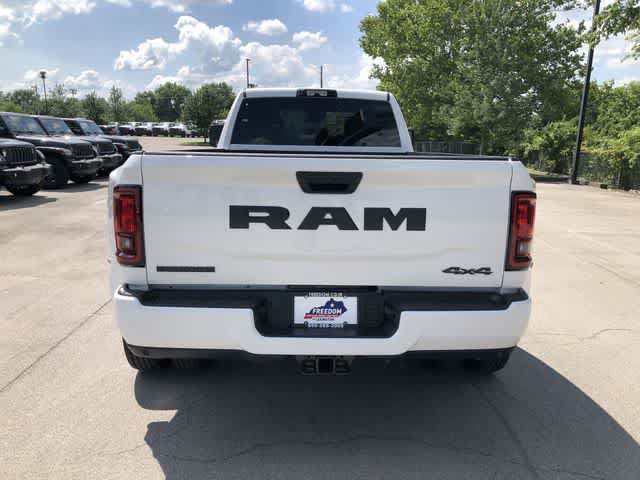 New 2026 RAM 3500 Big Horn AWD/4WD image 5