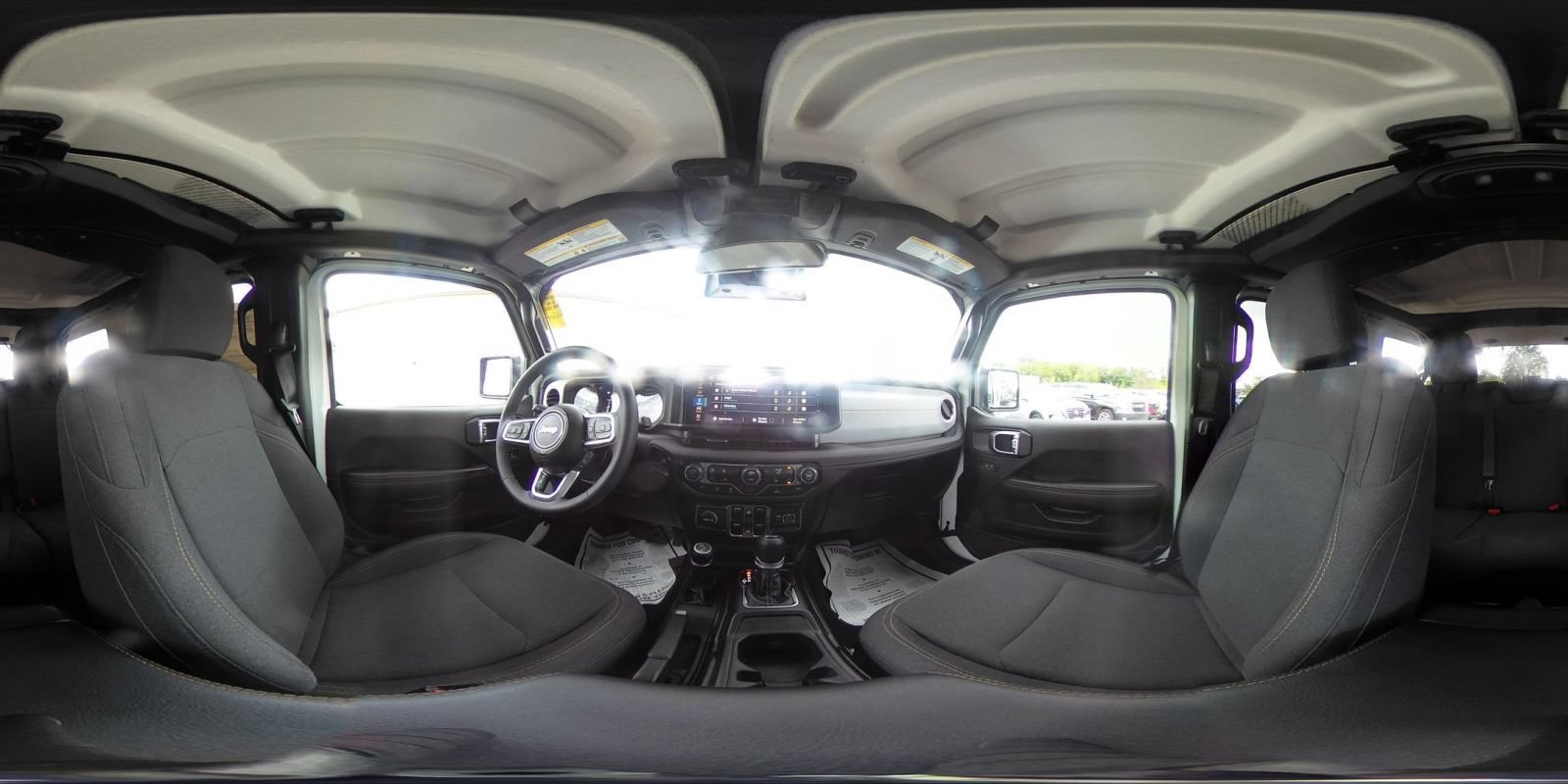 Used 2025 Jeep Wrangler Unlimited Sahara AWD/4WD image 43