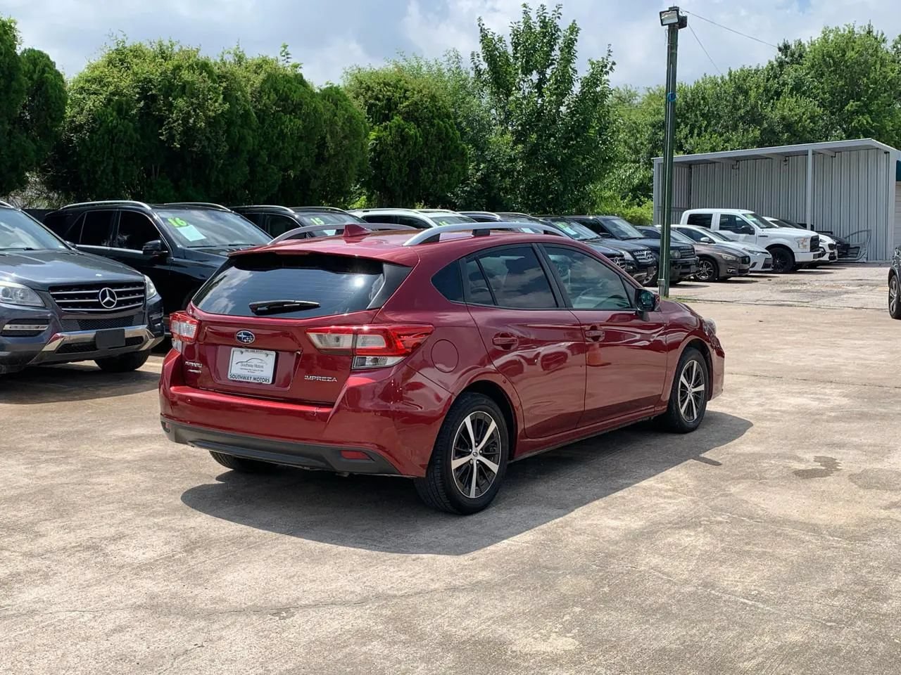 Used 2019 Subaru Impreza 2.0i Premium w/ Eyesight & BSD/Rcta & SRF AWD/4WD image 7