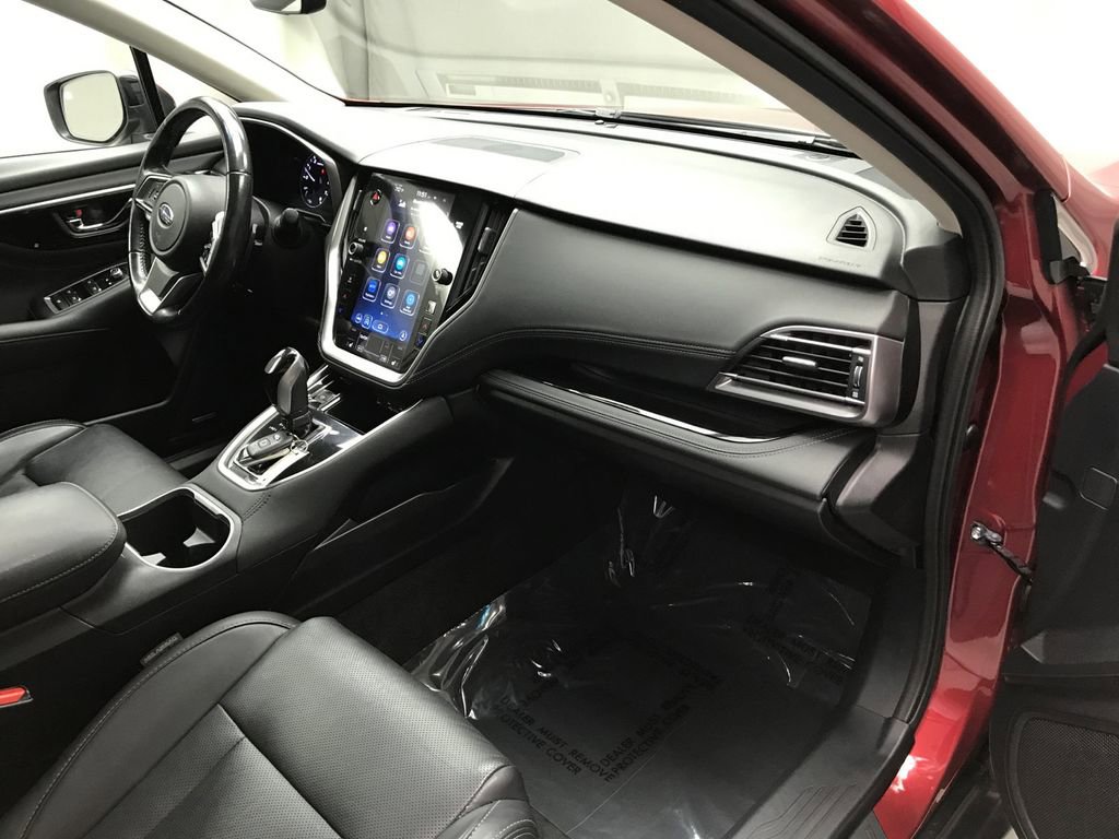 Used 2021 Subaru Outback Limited image 24