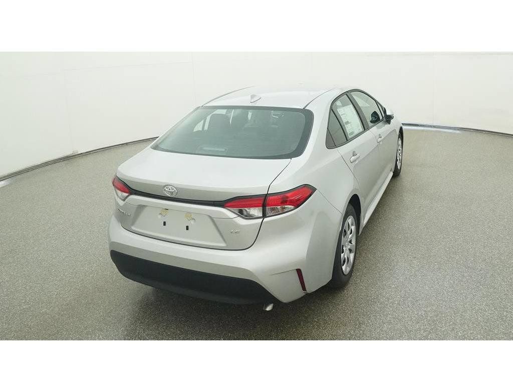 Used 2024 Toyota Corolla LE FWD image 9