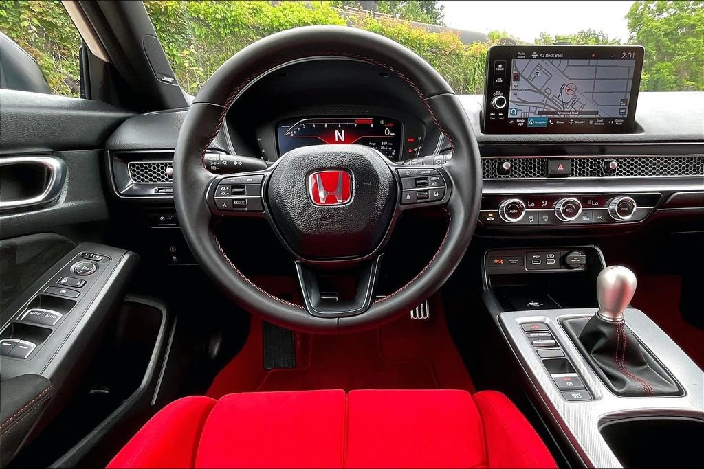 Used 2025 Honda Civic Type R image 8