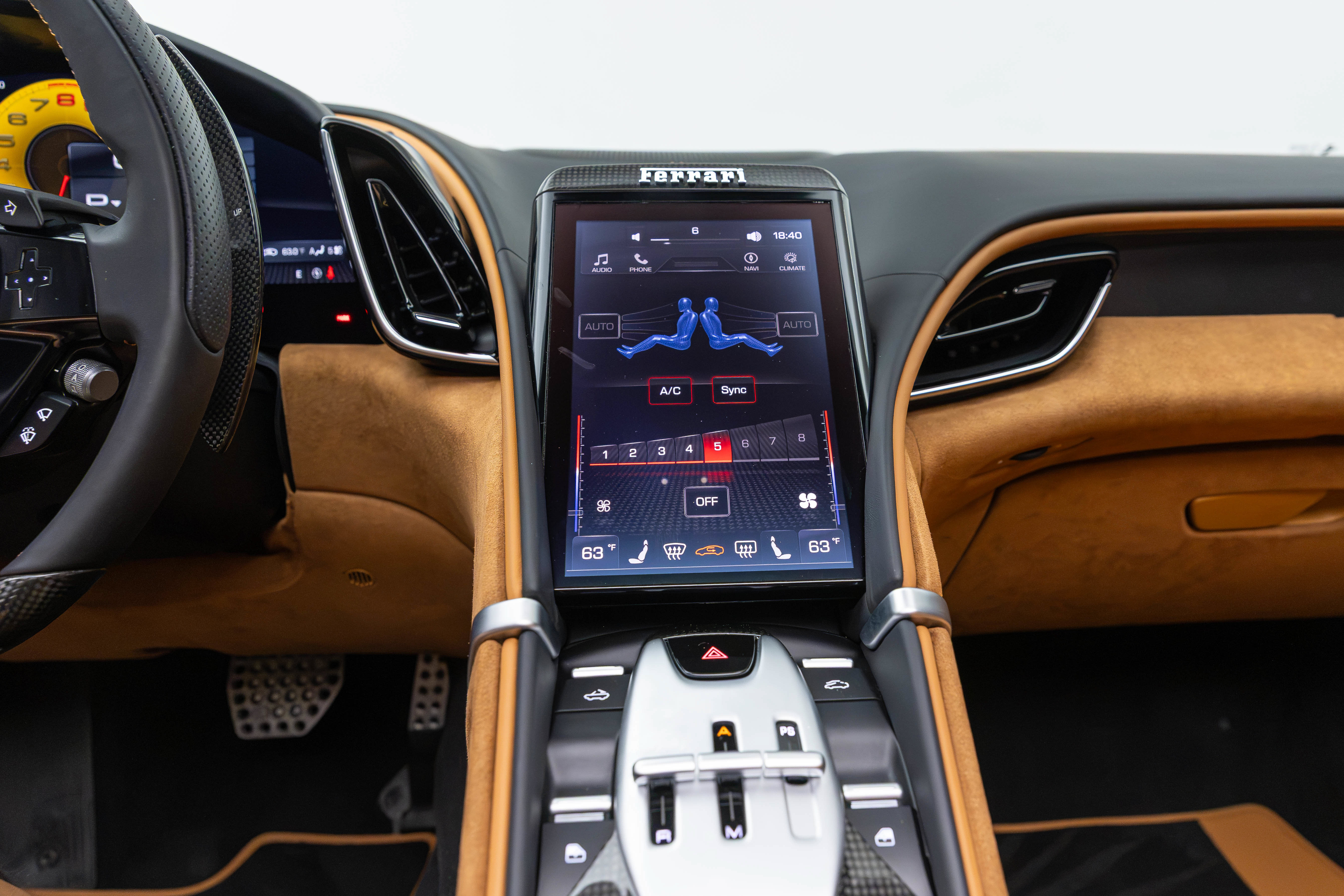Certified 2025 Ferrari Roma Spider RWD image 24