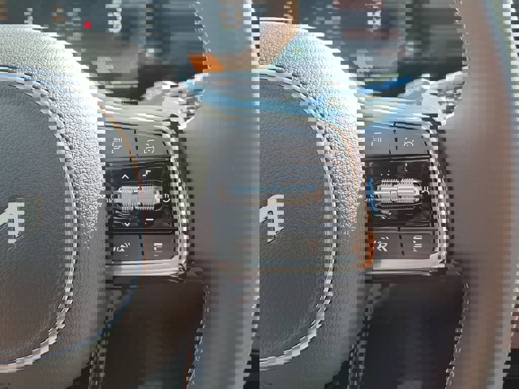 New 2026 Kia Carnival EX FWD image 28