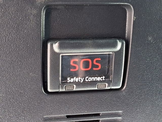 Used 2019 Toyota Camry SE w/ Carpet Mat Package FWD image 23