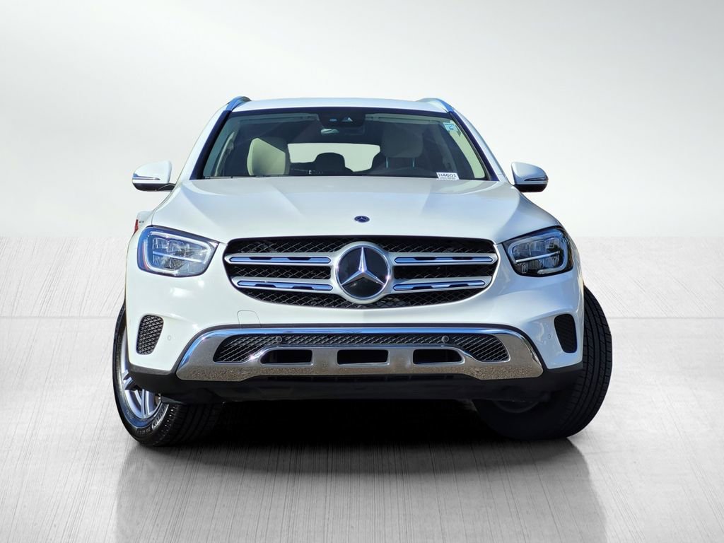 Used 2022 Mercedes-Benz GLC 300 w/ Multimedia Package Lite image 2