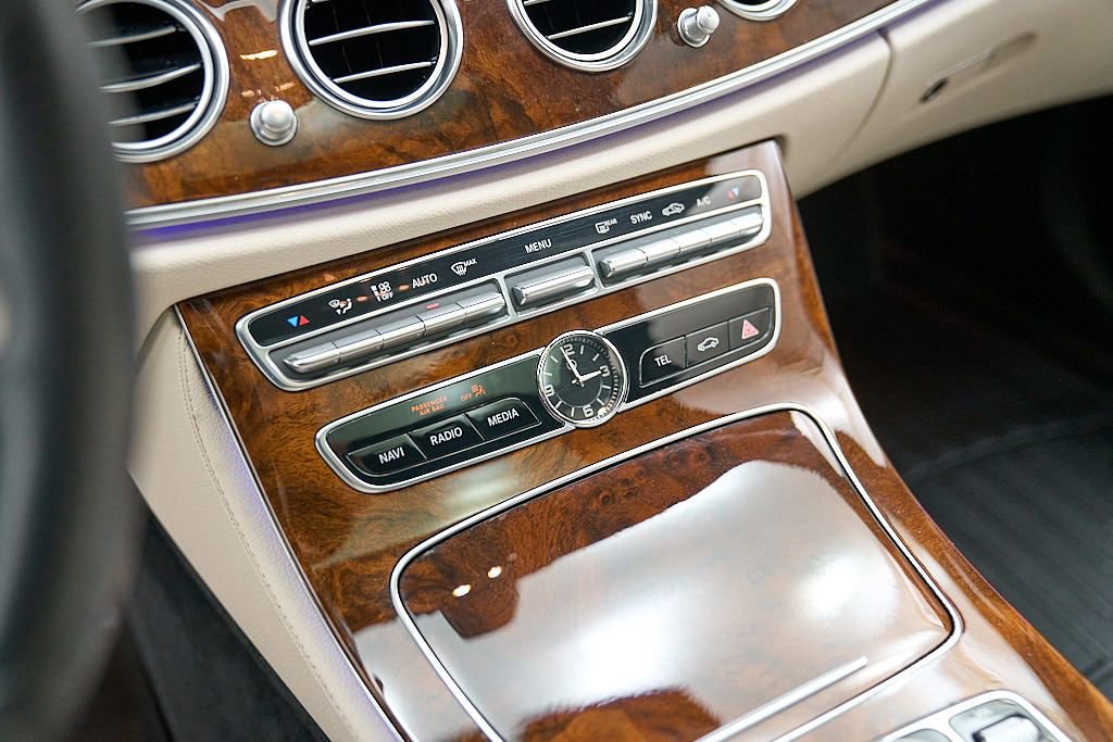 Used 2019 Mercedes-Benz E 450 4MATIC Wagon image 23