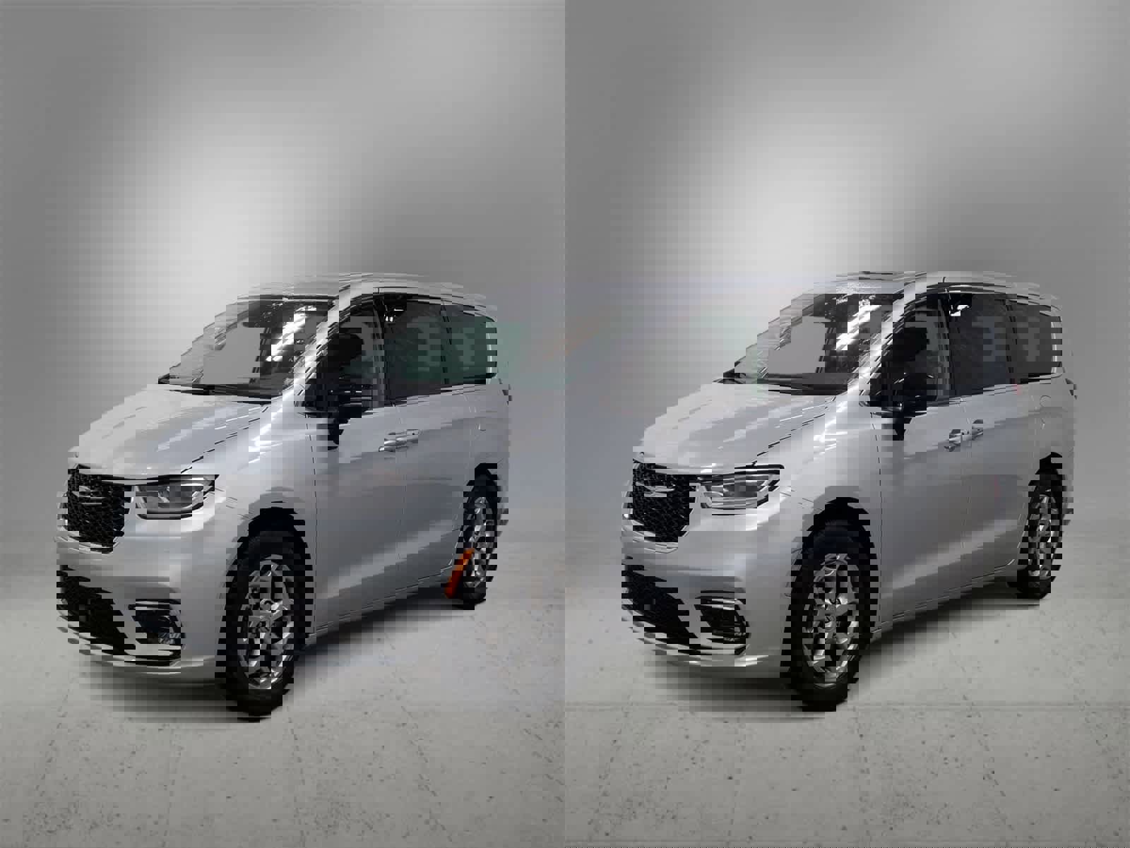 Used 2024 Chrysler Pacifica Limited image 4