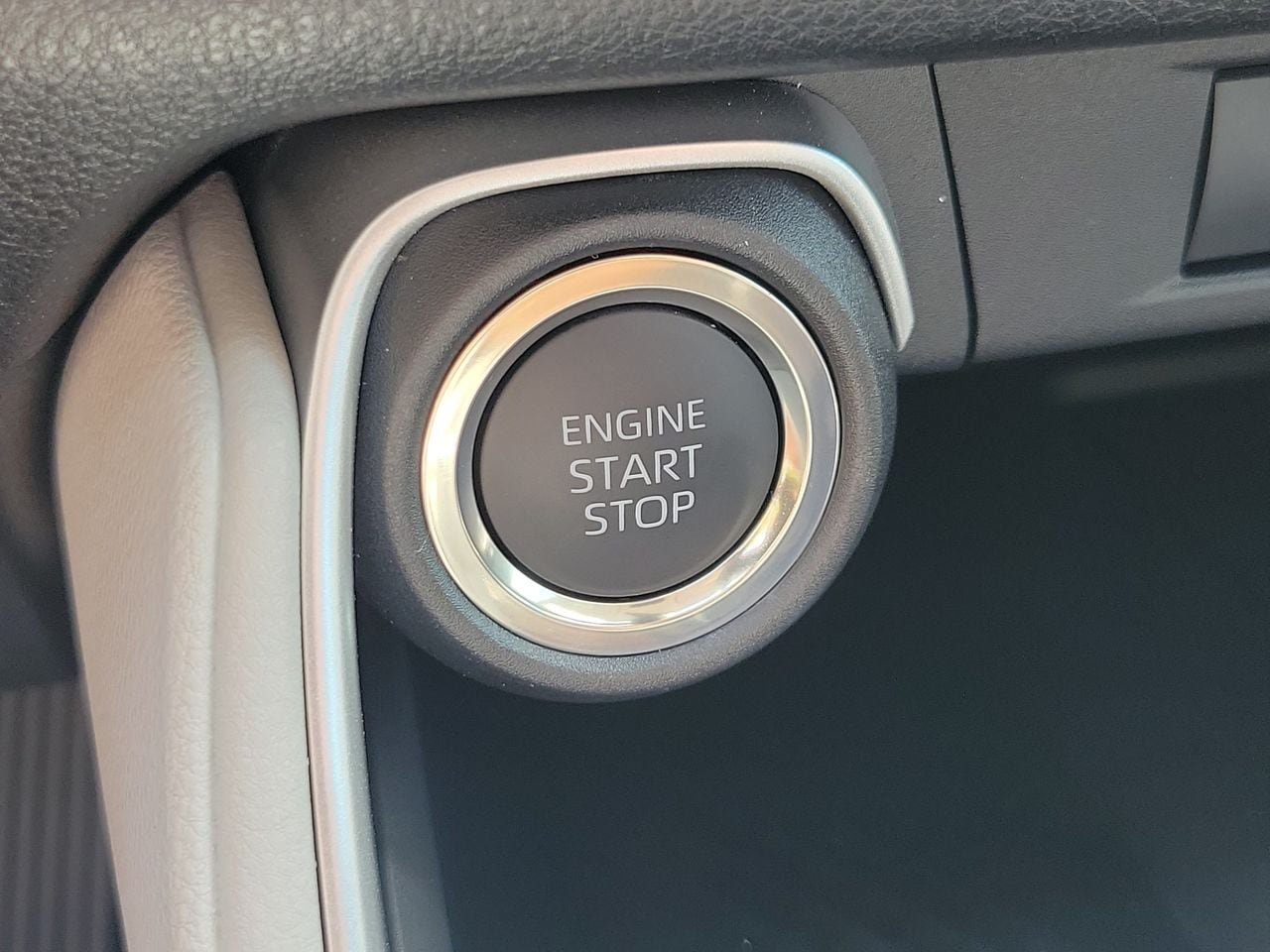 New 2026 Toyota Grand Highlander FWD image 30