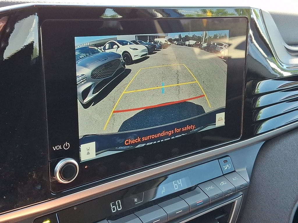 Used 2025 Toyota Camry LE FWD image 17