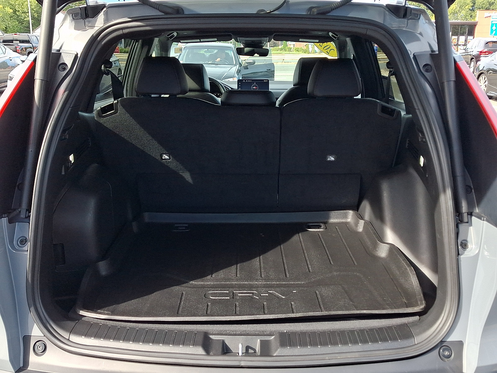 Used 2025 Honda CR-V Sport-L image 29