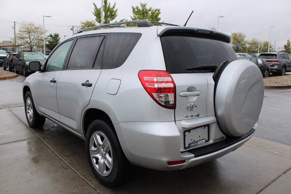 Used 2012 Toyota RAV4 FWD image 5