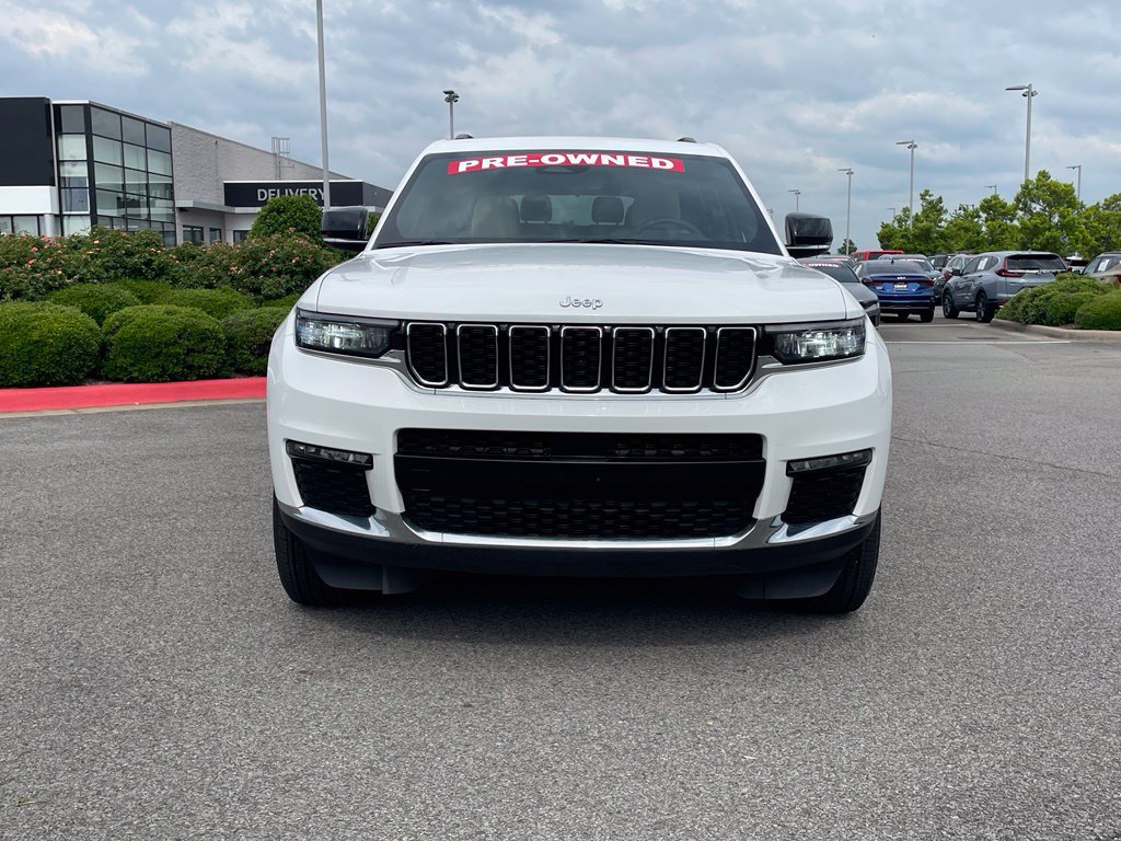 Used 2024 Jeep Grand Cherokee L Limited AWD/4WD image 2