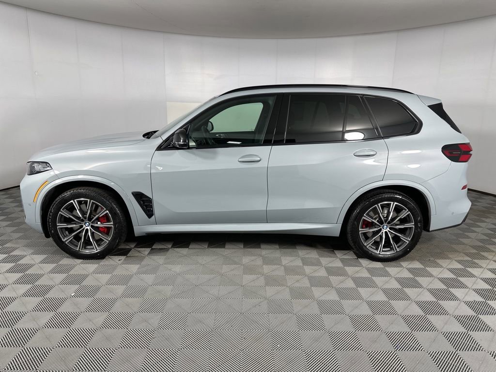 Used 2026 BMW X5 M60i w/ Climate Comfort Package image 6