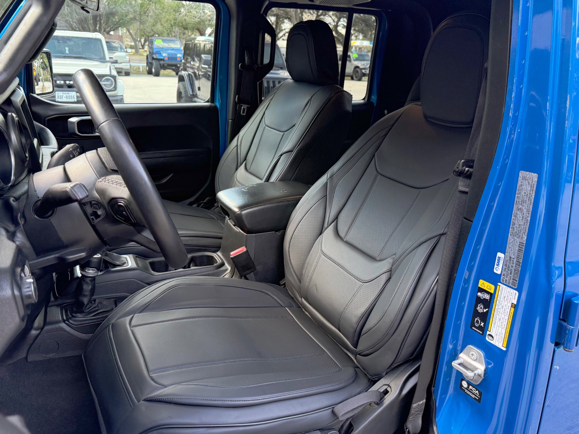 Used 2023 Jeep Gladiator Sport image 19