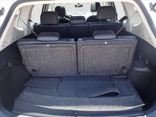 Used 2021 Volkswagen Tiguan SE w/ Panoramic Sunroof Package AWD/4WD image 8