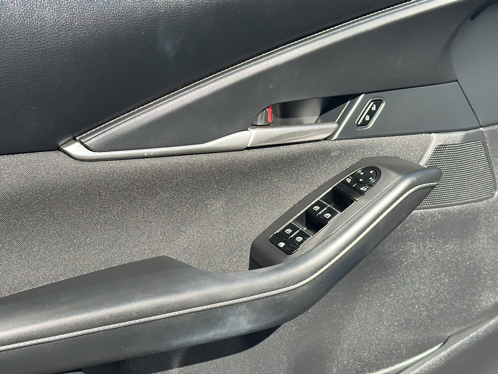 Used 2023 MAZDA CX-30 AWD 2.5 S image 16