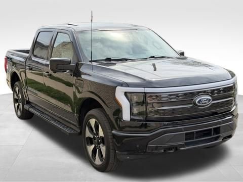 Used 2023 Ford F150 Lightning Platinum AWD/4WD image 3