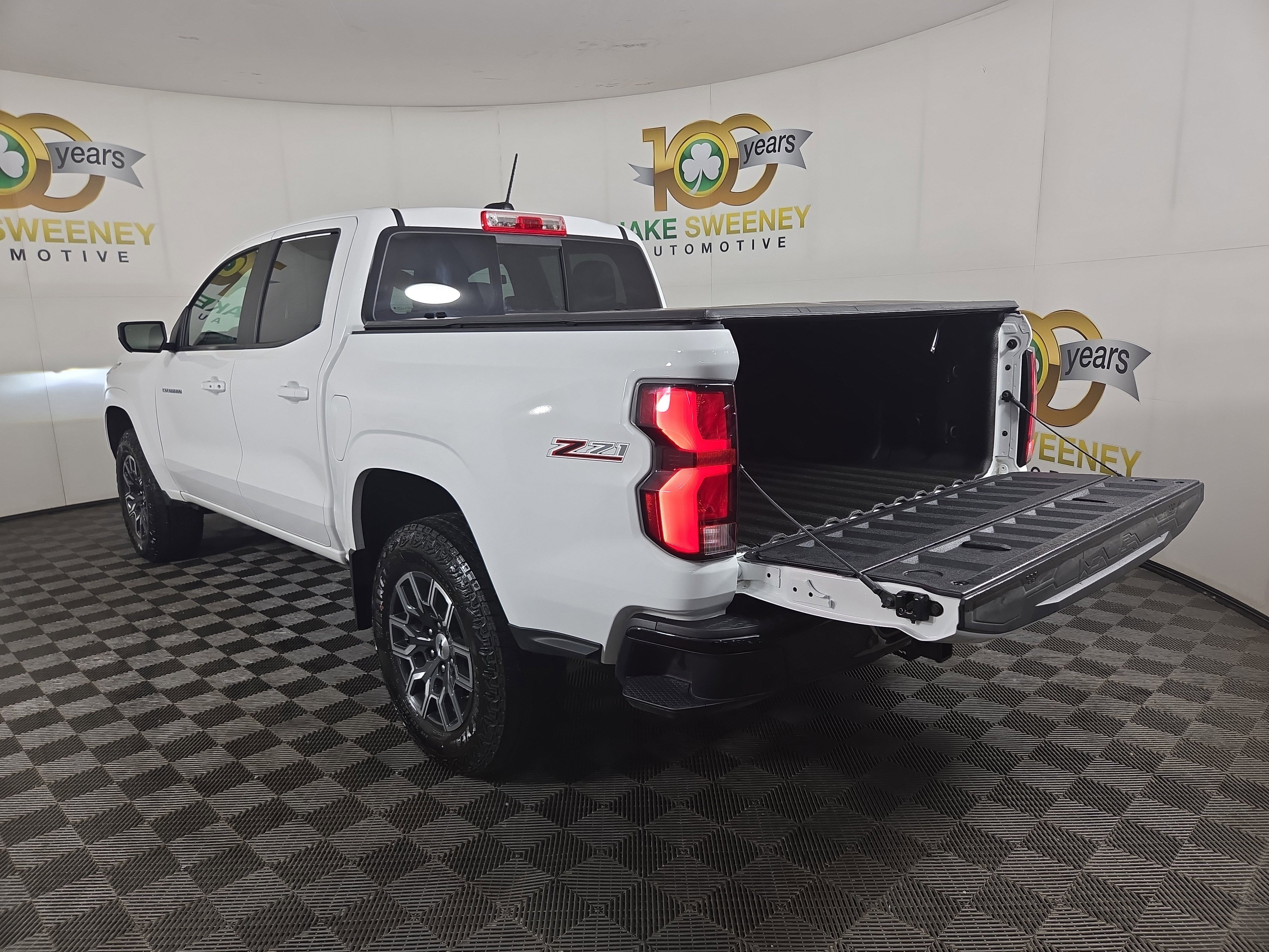 Certified 2024 Chevrolet Colorado Z71 w/ Z71 Convenience Package 2 image 31