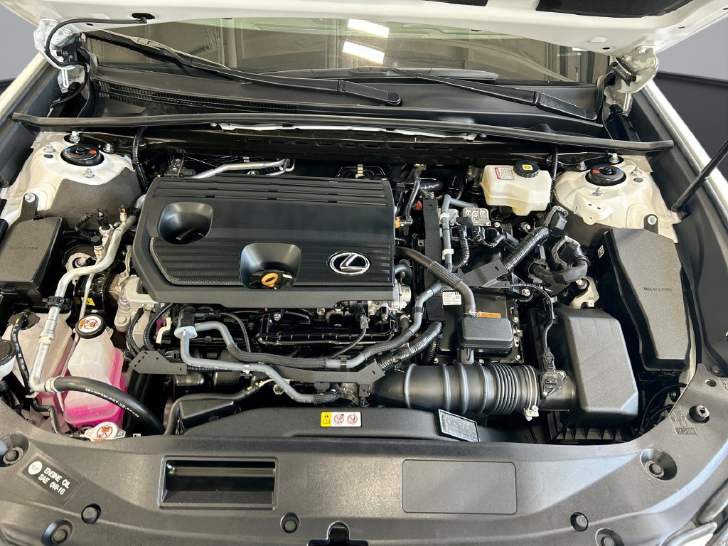 Used 2024 Lexus ES 300h w/ Premium Package FWD image 18
