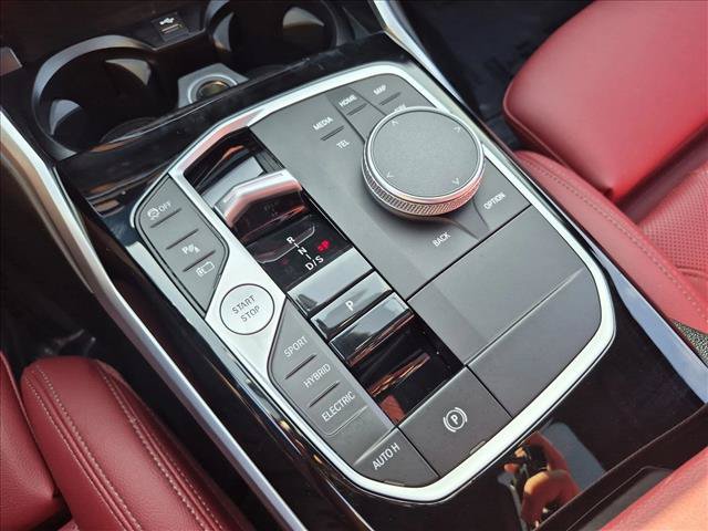Certified 2024 BMW 330e w/ Convenience Package RWD image 12