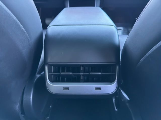 Used 2019 Tesla Model 3 Performance image 15