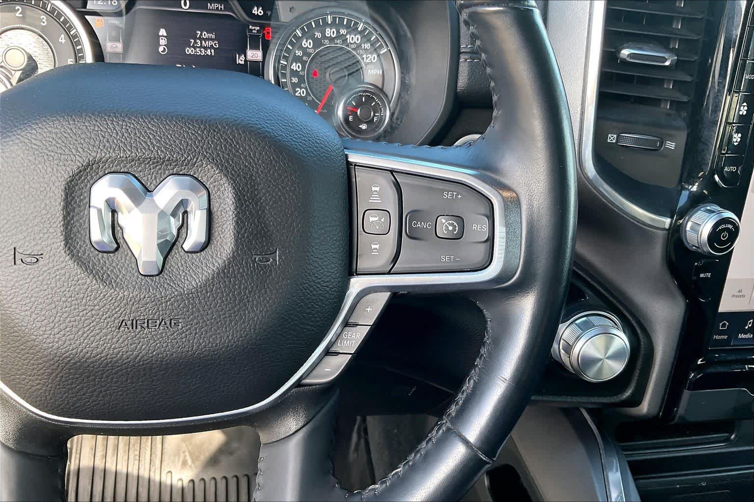 Used 2023 RAM 1500 Laramie AWD/4WD image 24