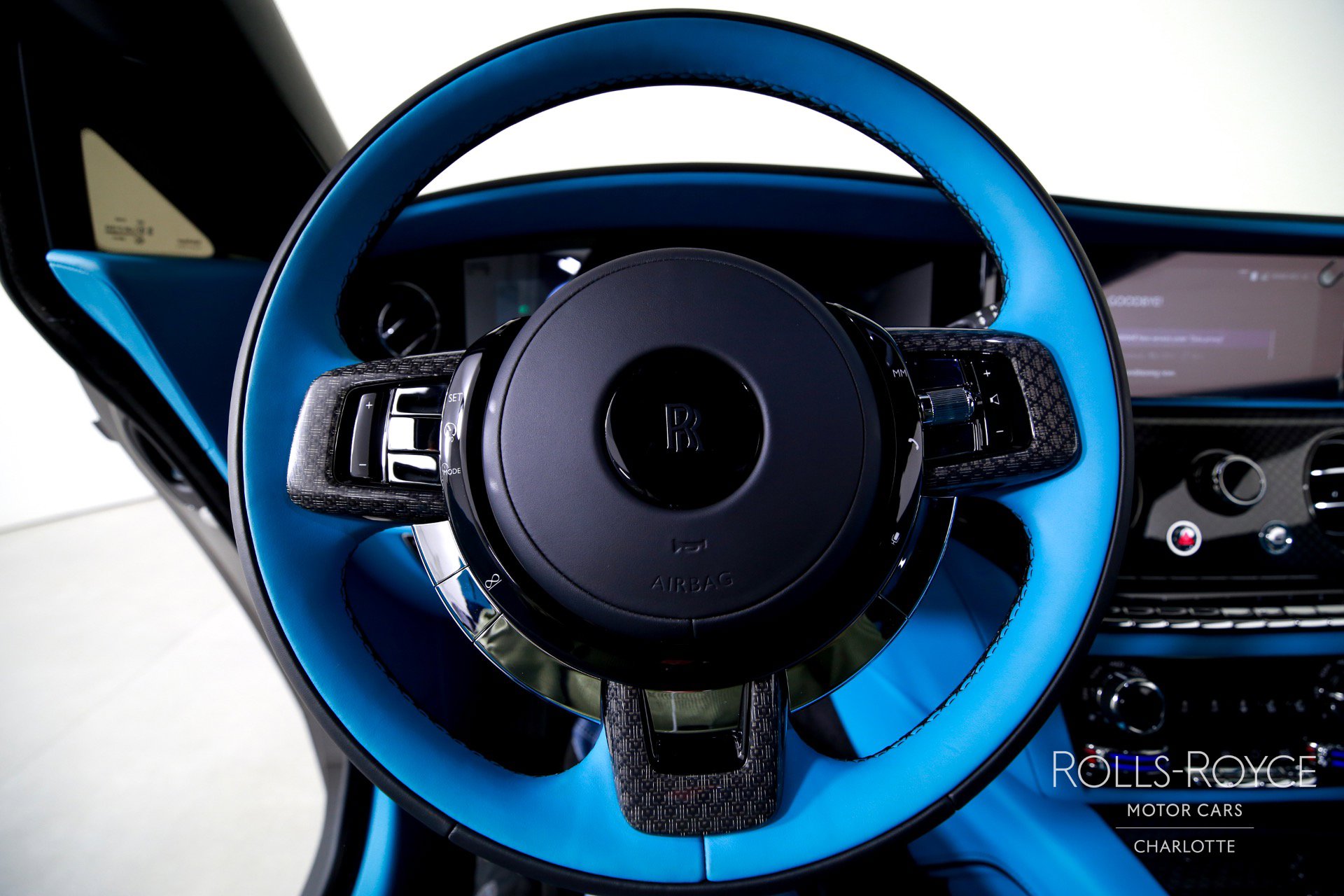 Used 2025 Rolls-Royce Spectre Black Badge w/ Spectre Enhancement Package image 15