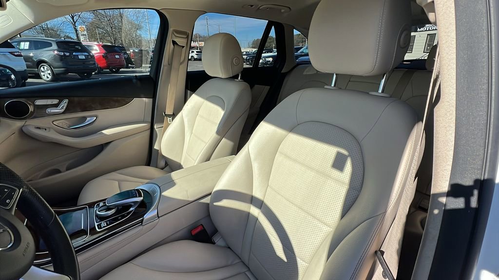Used 2017 Mercedes-Benz GLC 300 image 14