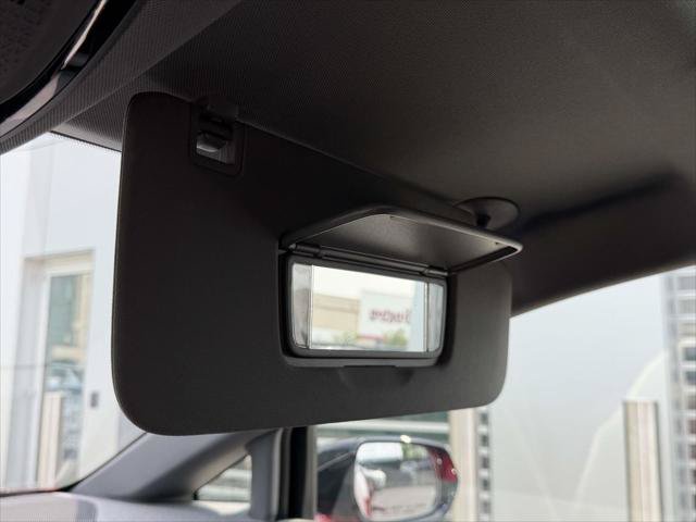 Used 2025 Cadillac Optiq Luxury 1 w/ LPO, Floor Liner Package AWD/4WD image 36