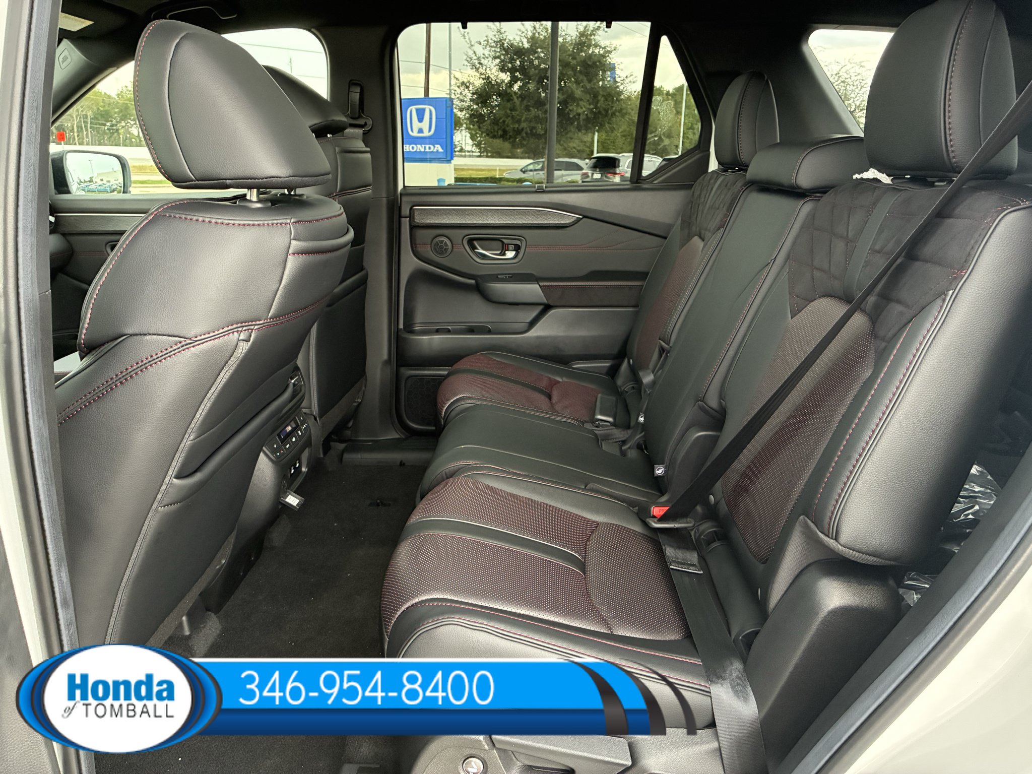 New 2026 Honda Pilot Black Edition image 15