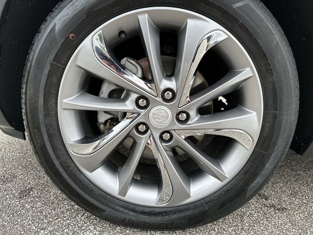 Used 2023 Buick Encore GX Essence w/ Experience Buick Package FWD image 21