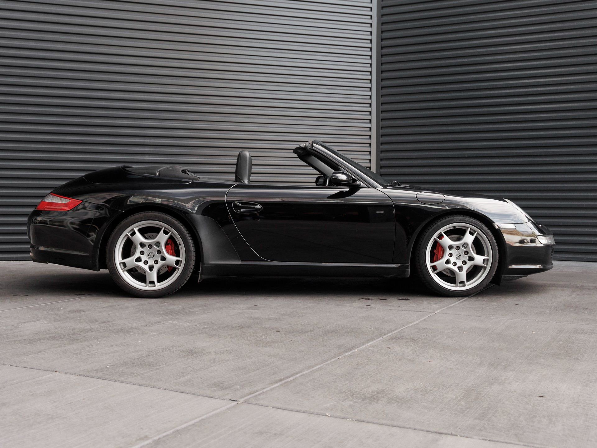 Used 2006 Porsche 911 Carrera 4S AWD/4WD image 8