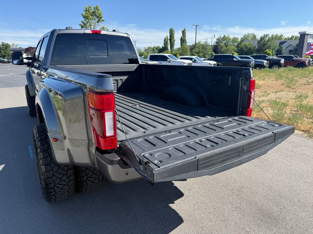 Used 2022 Ford F450 Lariat w/ Lariat Ultimate Package AWD/4WD image 12