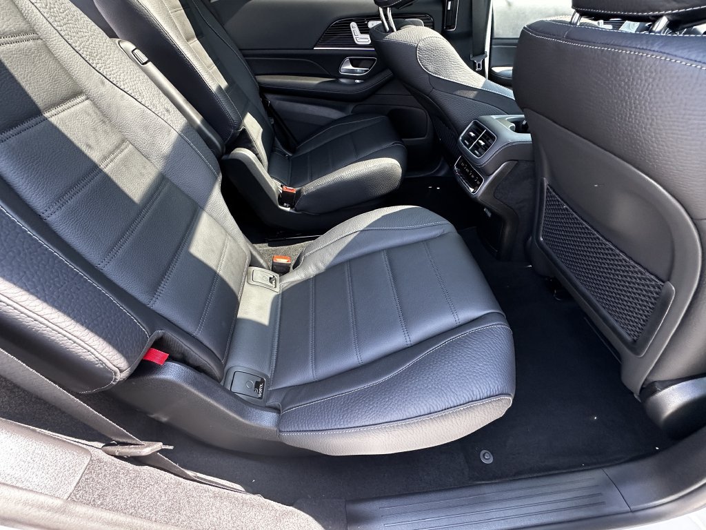 New 2026 Mercedes-Benz GLS 450 4MATIC image 18