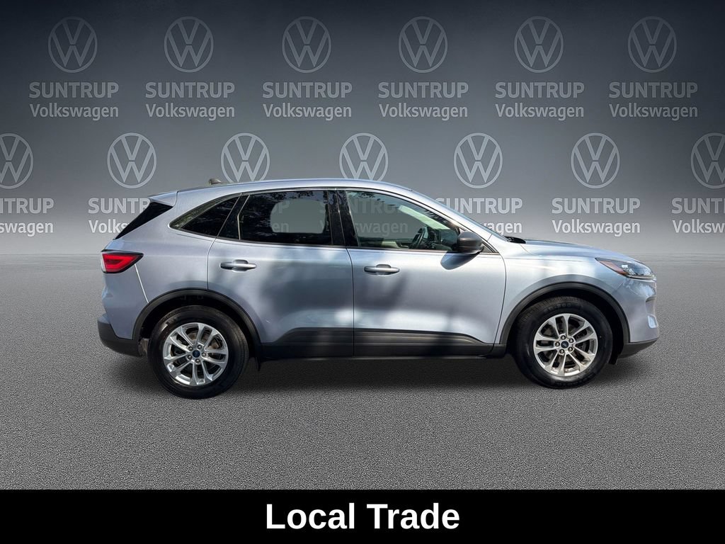Used 2022 Ford Escape SE w/ Convenience Package FWD image 7