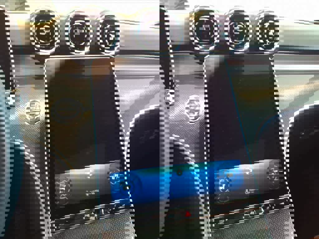 Used 2023 Mercedes-Benz C 300 4MATIC Sedan image 13