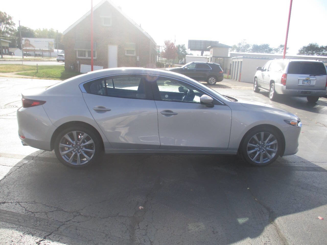 Used 2025 MAZDA MAZDA3 s image 6
