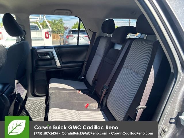 Used 2017 Toyota 4Runner SR5 AWD/4WD image 16