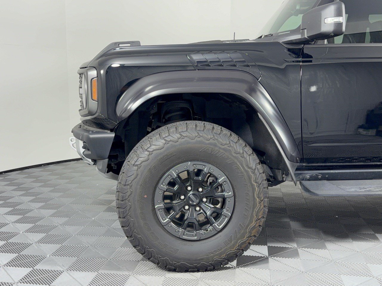 Used 2024 Ford Bronco Raptor w/ Interior Carbon Fiber Pack 6 AWD/4WD image 13