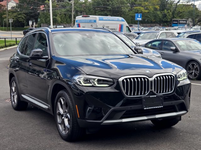 Used 2023 BMW X3 xDrive30i w/ Convenience Package AWD/4WD image 3