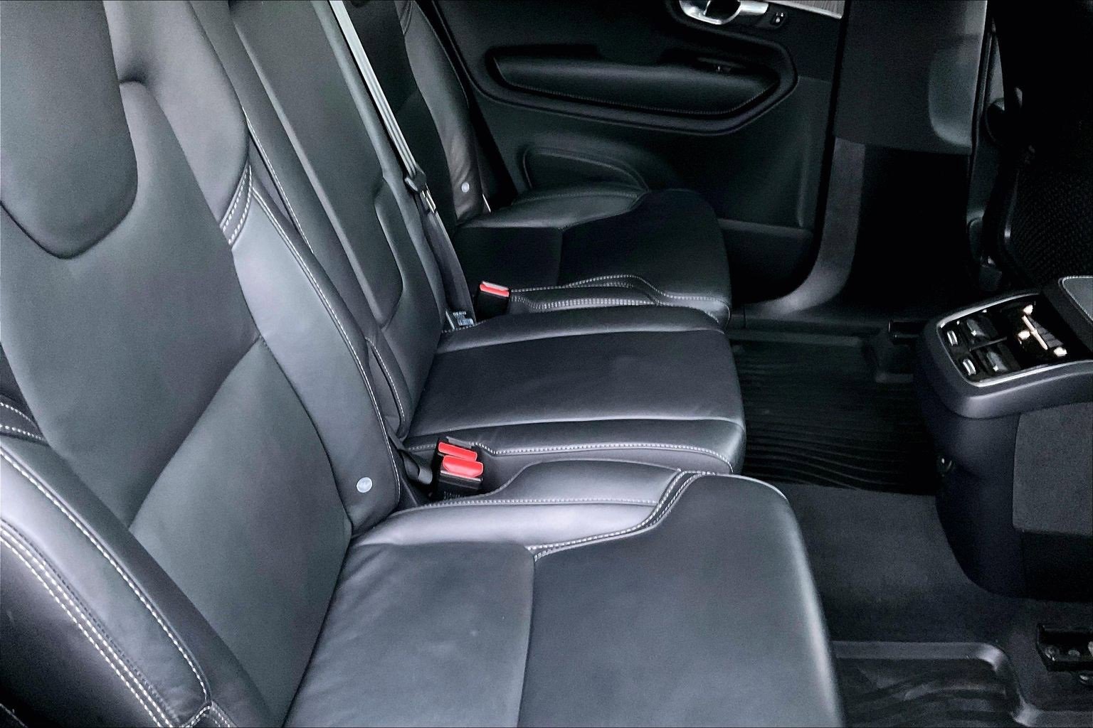 Used 2022 Volvo XC90 T6 Inscription w/ Climate Package image 19